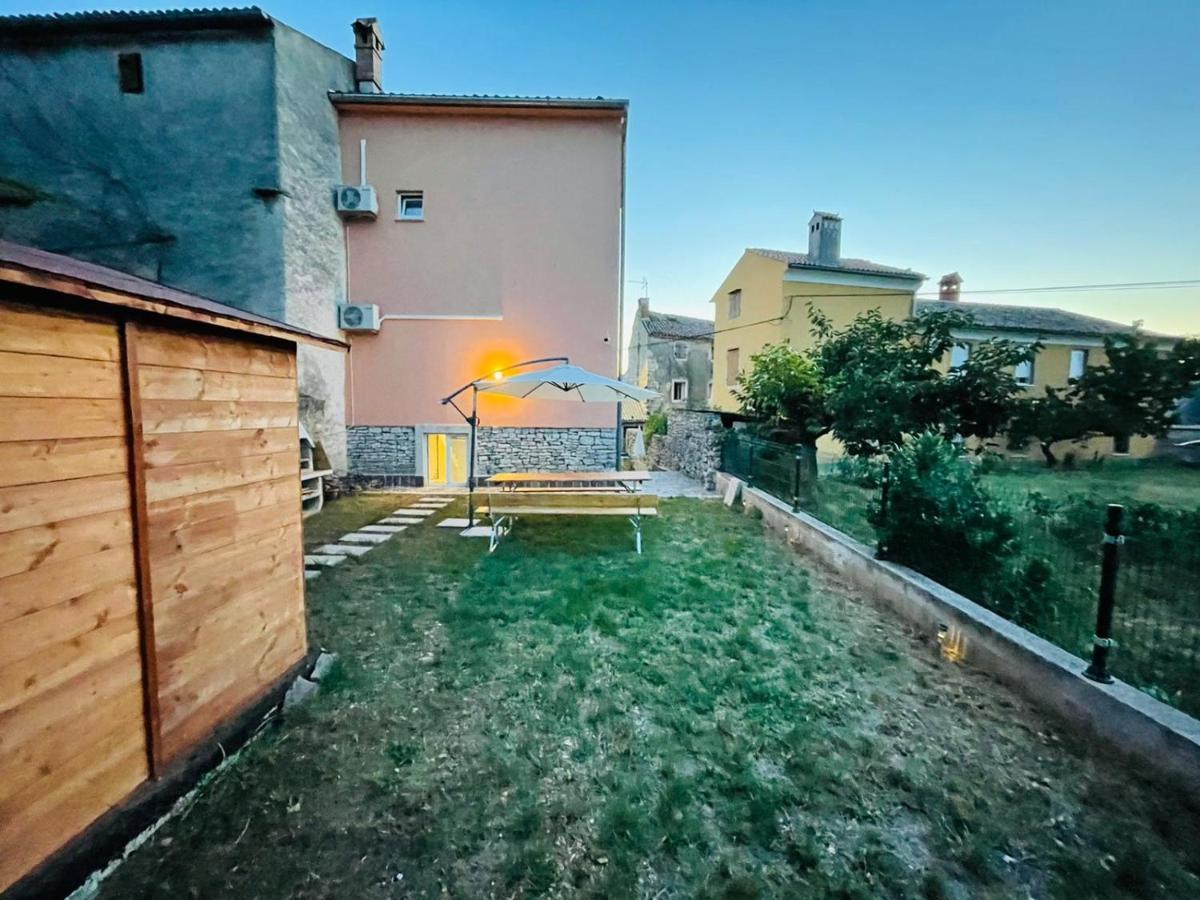Milka Villa Galizana Exterior photo